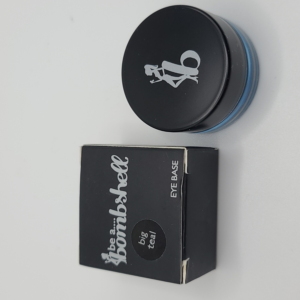 Be A Bombshell Eye Base in "Big Teal" - Picture 3 of 5